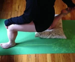 Knee Pain Relief With 2 Simple Home Exercises